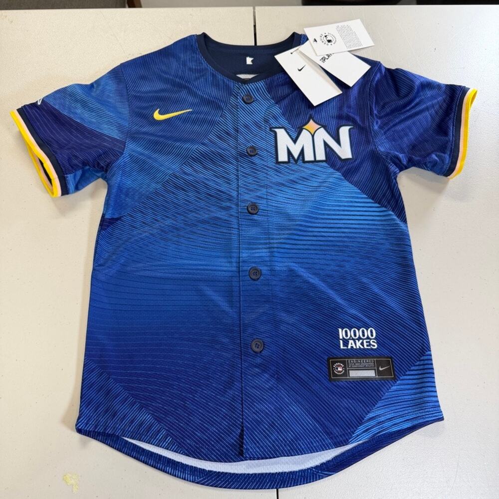 Carlos Correa Minnesota Twins Nike Limited City Connect Youth Jersey Small 8 NWT